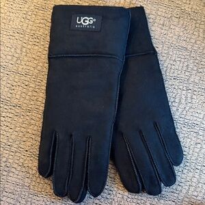 UGG Black Gloves New